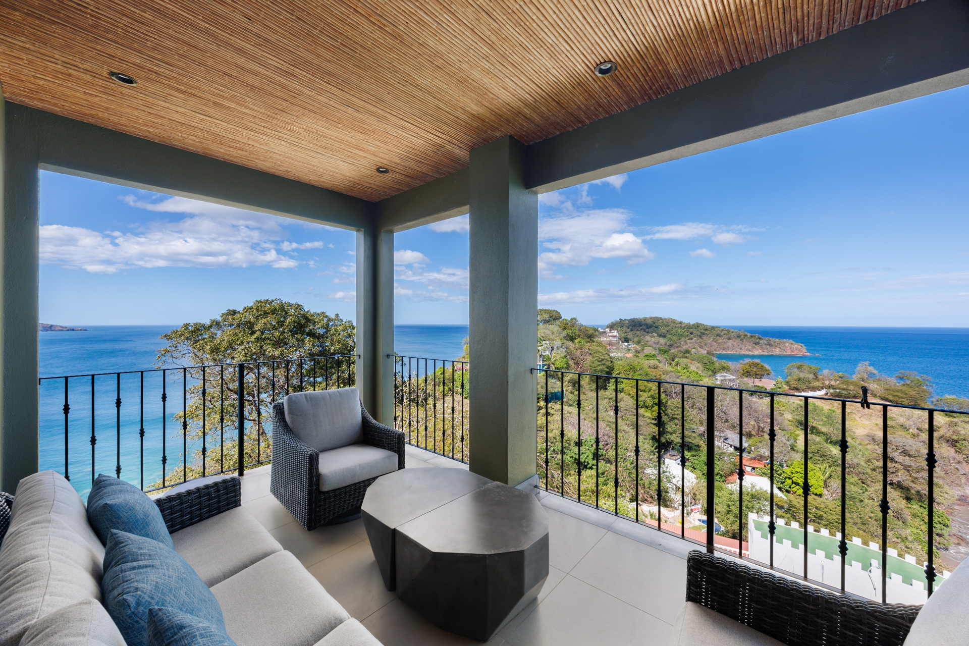 Condominio de lujo totalmente amueblado en venta Flamingo