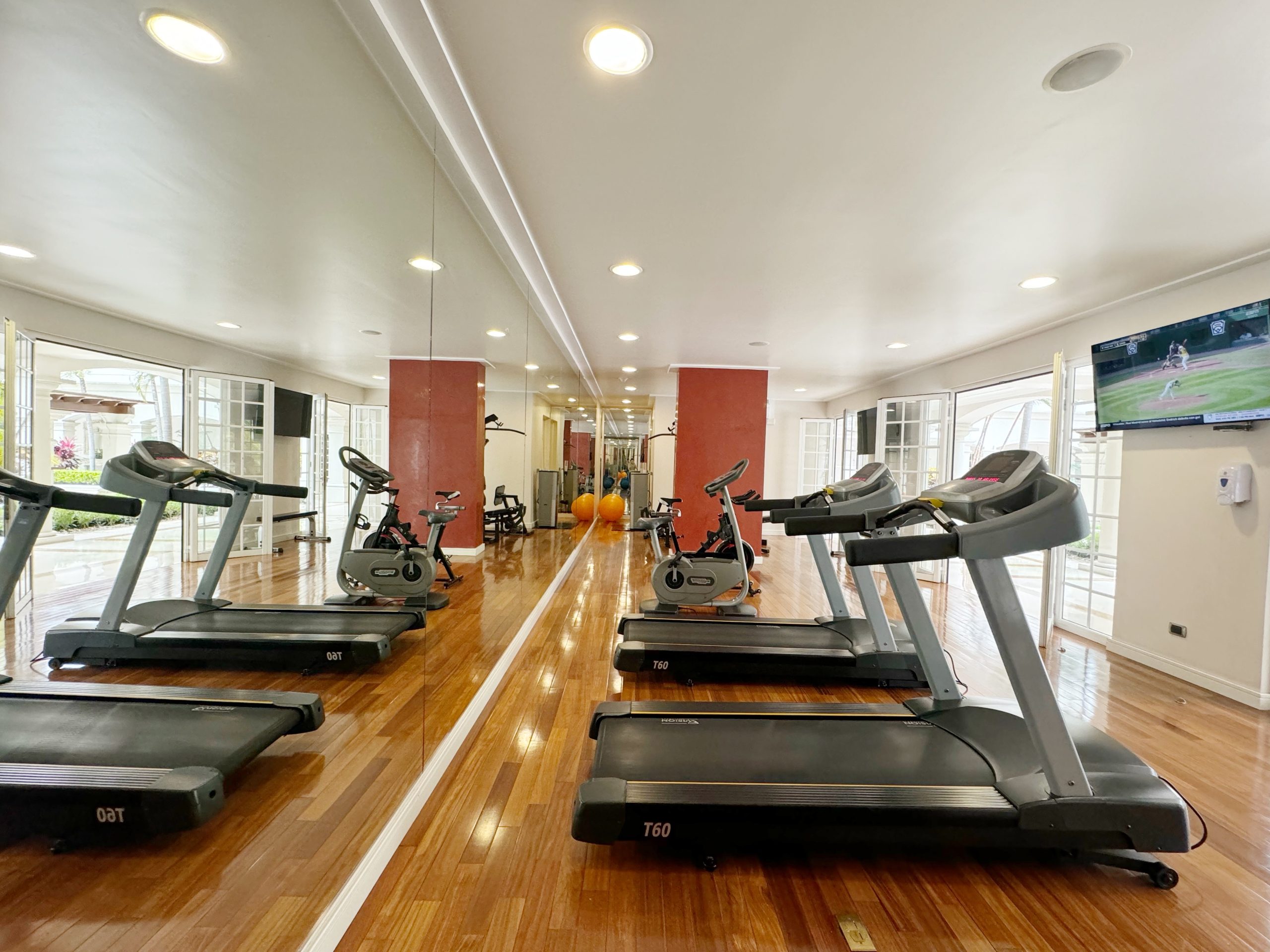 Apartamento de Lujo Exclusivo en Cortijo de Laureles, Escazú