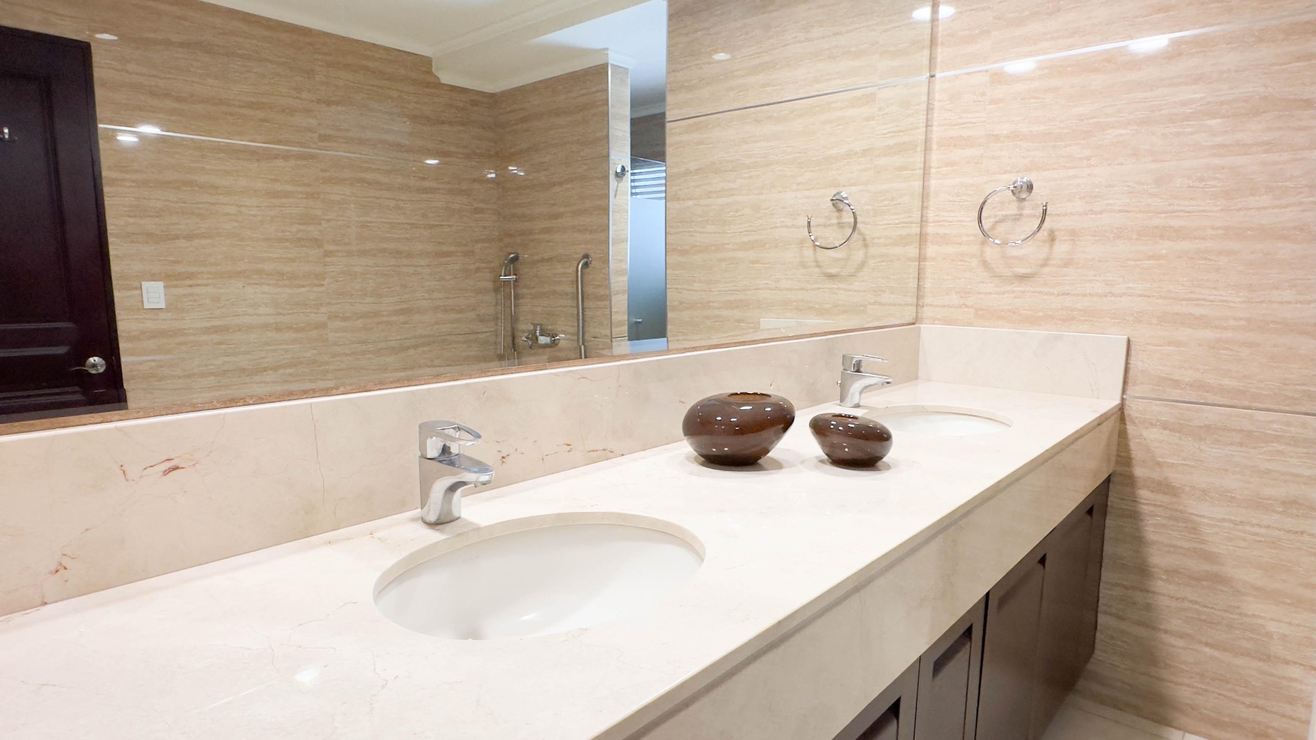 Apartamento de Lujo Exclusivo en Cortijo de Laureles, Escazú