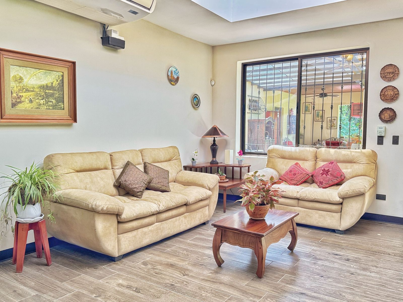 Residencia de un solo nivel en La Garita, Alajuela, Costa Rica