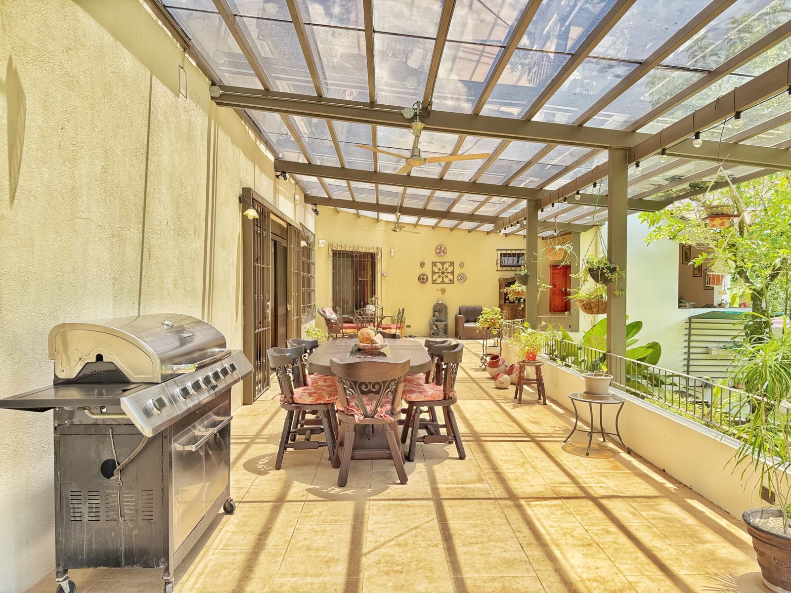 Residencia de un solo nivel en La Garita, Alajuela, Costa Rica