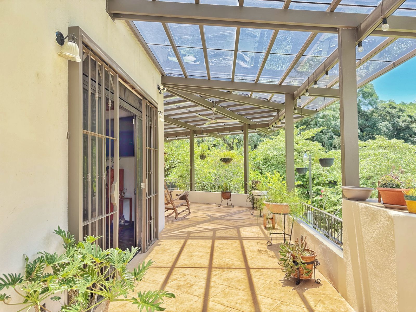 Residencia de un nivel en La Garita
