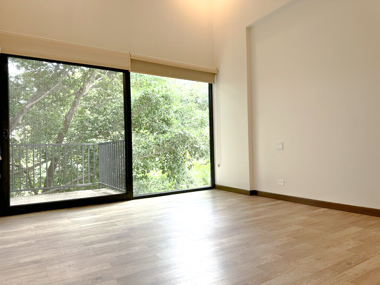 Rental and Sale of modern loft-style house in Escazú, Laureles, Costa Rica