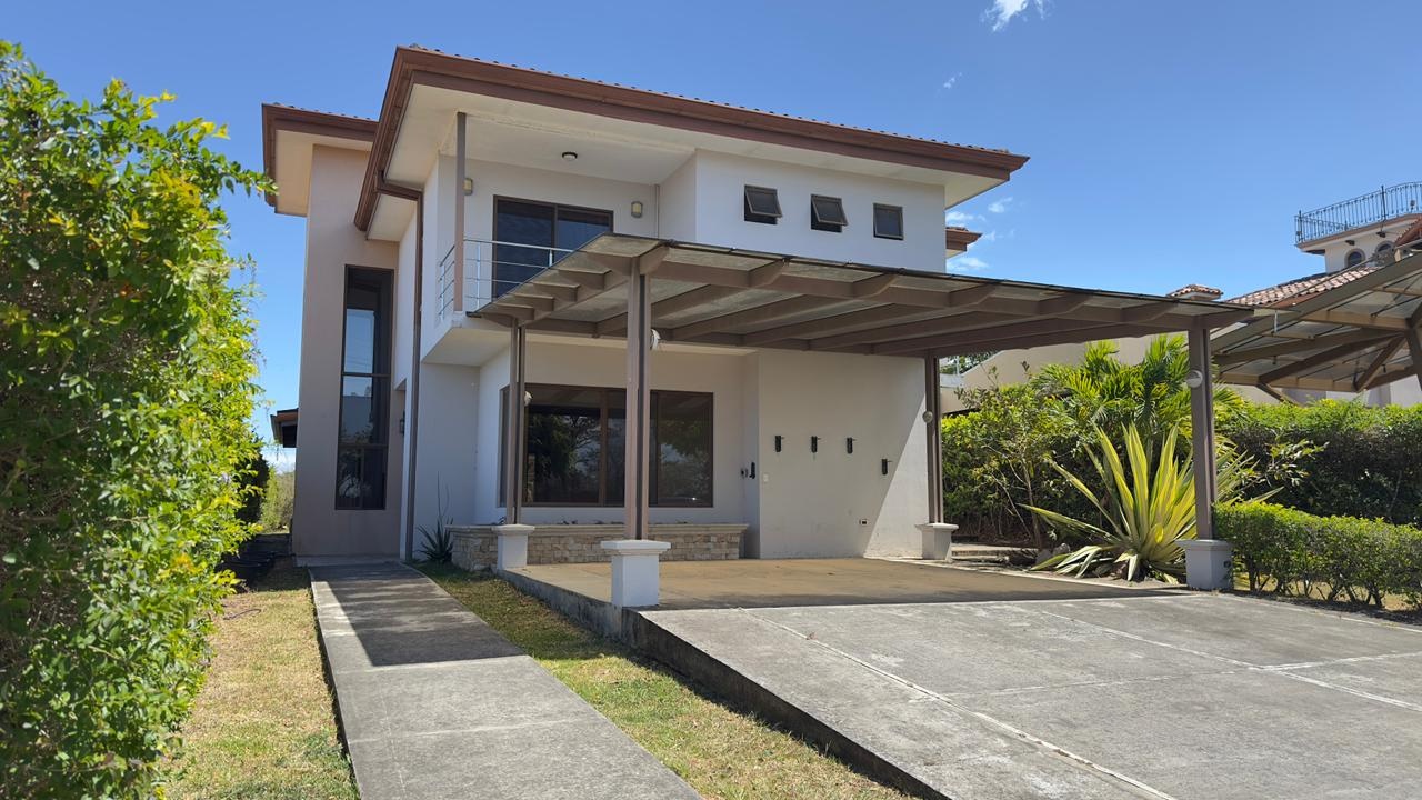 Executive Family Home for Rent in La Guácima, Alajuela