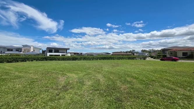 Lote Residencial Plano en Hacienda Los Reyes, La Guácima