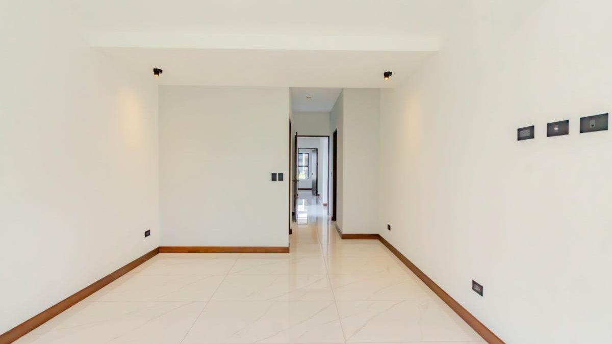 Residencia de Lujo Nueva en Hacienda Los Reyes, La Guácima