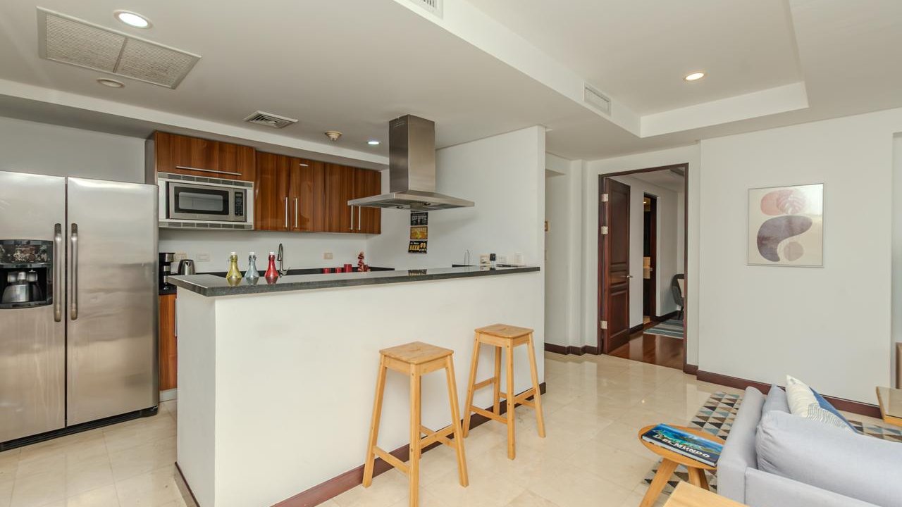 Apartamento de Lujo en Cortijo de Laureles, Escazú