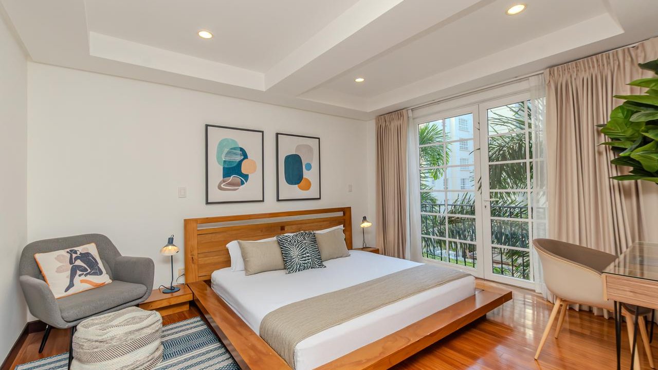 Apartamento de Lujo en Cortijo de Laureles, Escazú