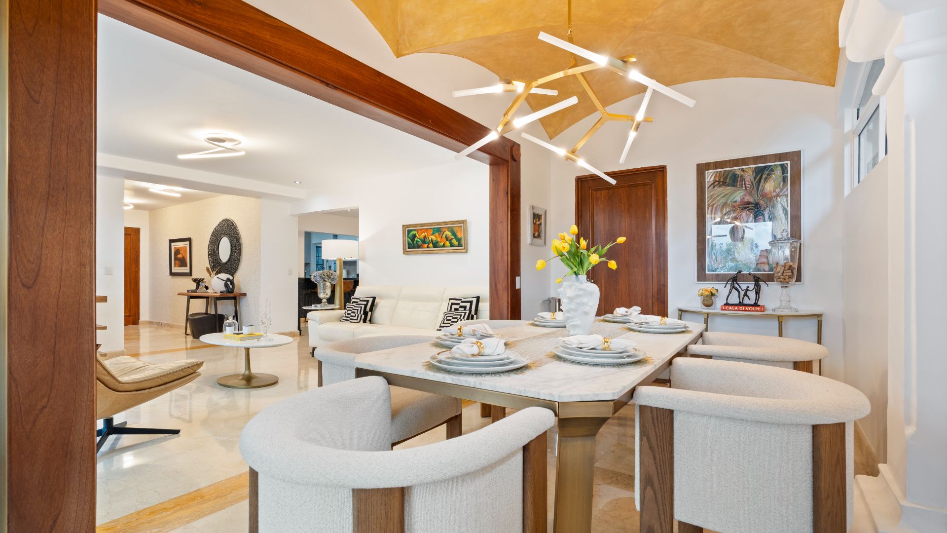 Residencia de Lujo con Impresionantes Vistas a la Ciudad | Cerro Alto, Escazú