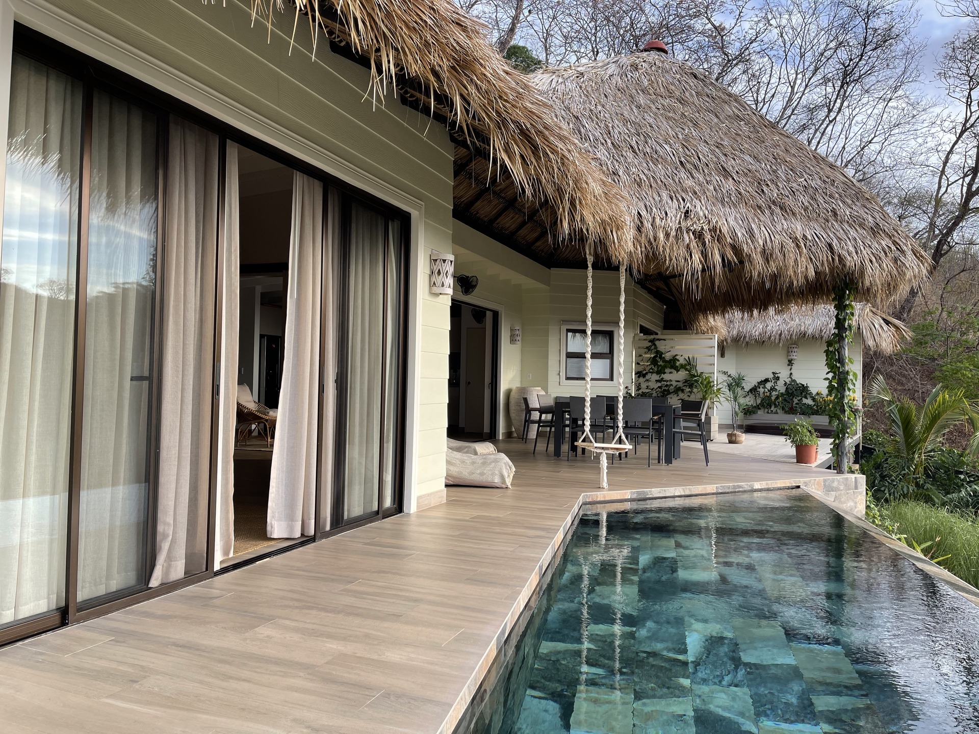 Villas Cocoon en Venta con Vistas al Mar. Inversión en Tamarindo