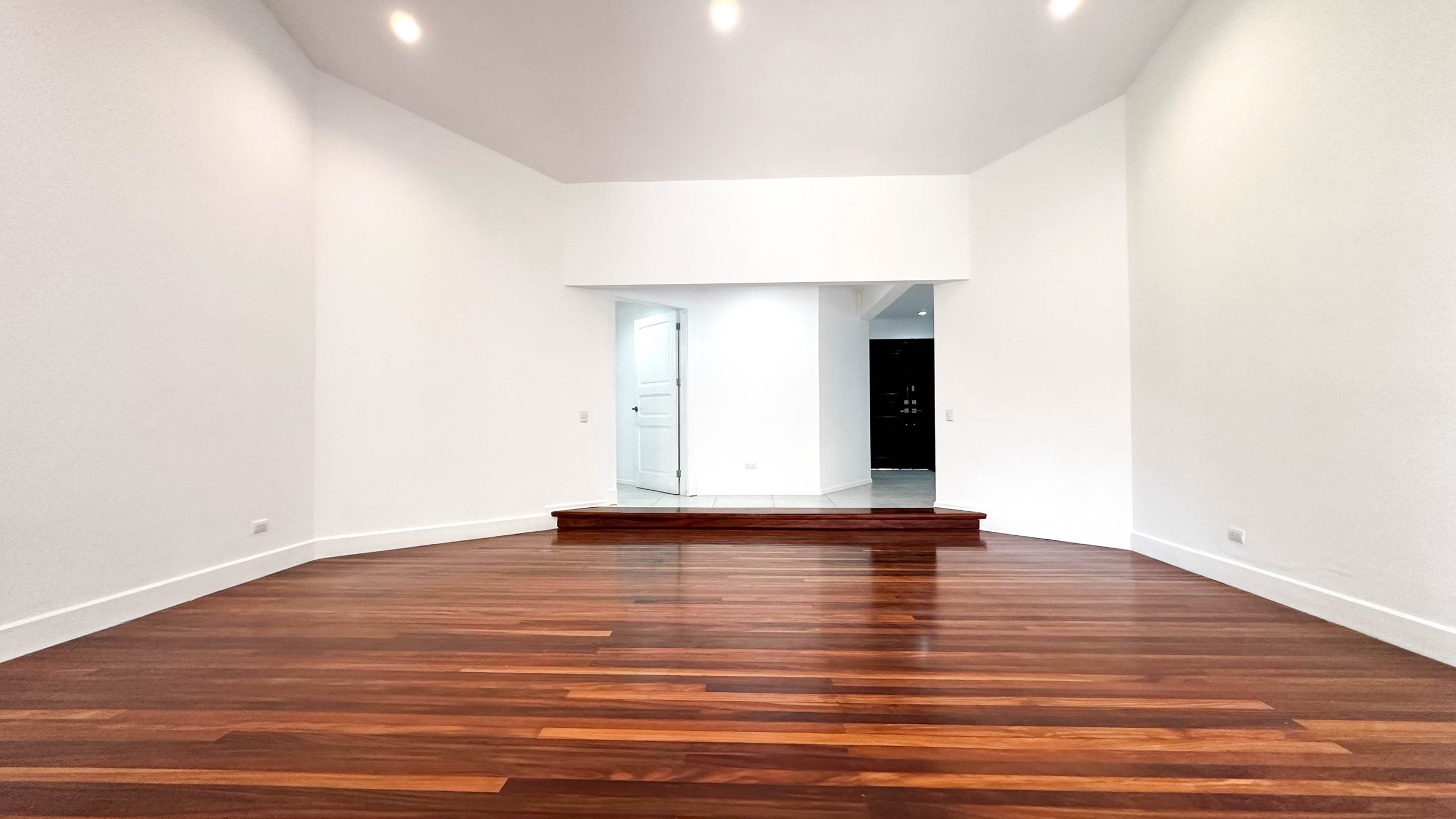 Rental Opportunity House in Bosque de Lindora